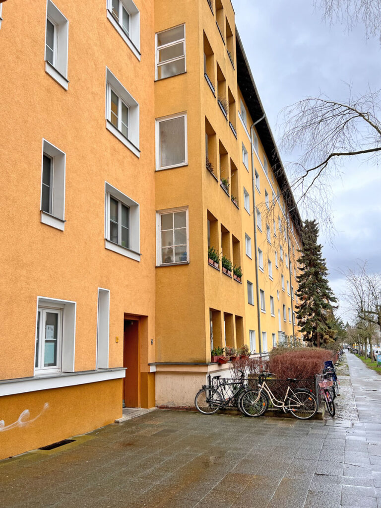 Hausfassade 30-er Jahre Berlin-Zehlendorf
